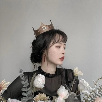 Шляпа с короной на день рождения, корона в корейском стиле, квадратная бриллиантовая праздничная шляпа на день рождения, детский головной убор на день рождения Изображение