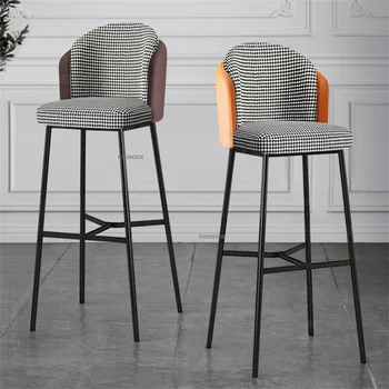 Современный железный барный стул для барной мебели, легкий роскошный домашний барный стул для кухни и высокий стол, простая спинка, табурет с высокими ножками Изображение