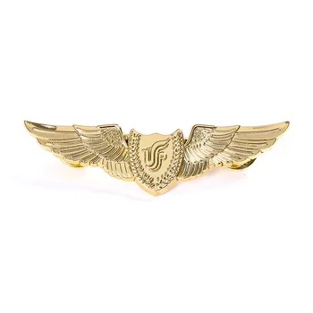 Брошь с золотым значком в виде крыла Air China, брошь с летной медалью для пилота летного экипажа, подарок в качестве коллекционного сувенира Изображение